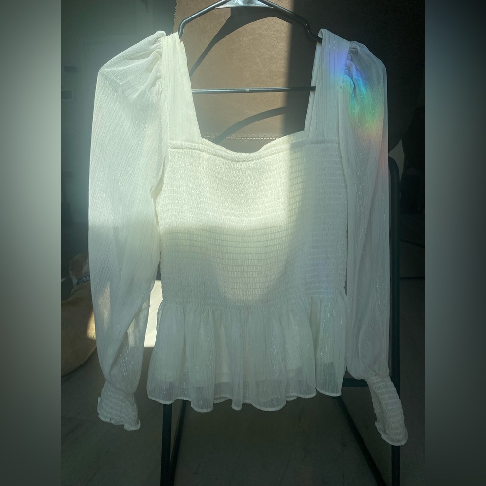 Nine West Long Sleeve Peasant Sleeve Top Size M